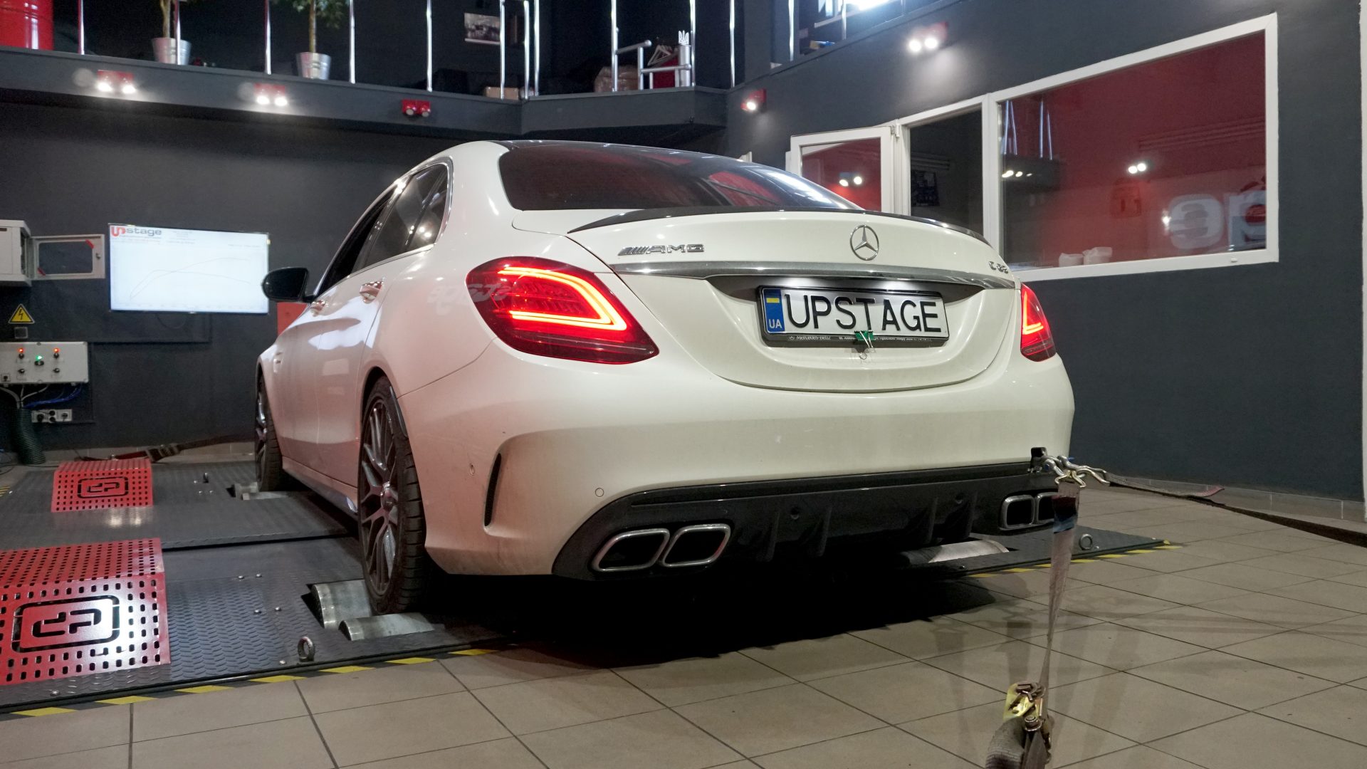 чип тюнинг Mercedes – Benz C63 AMG