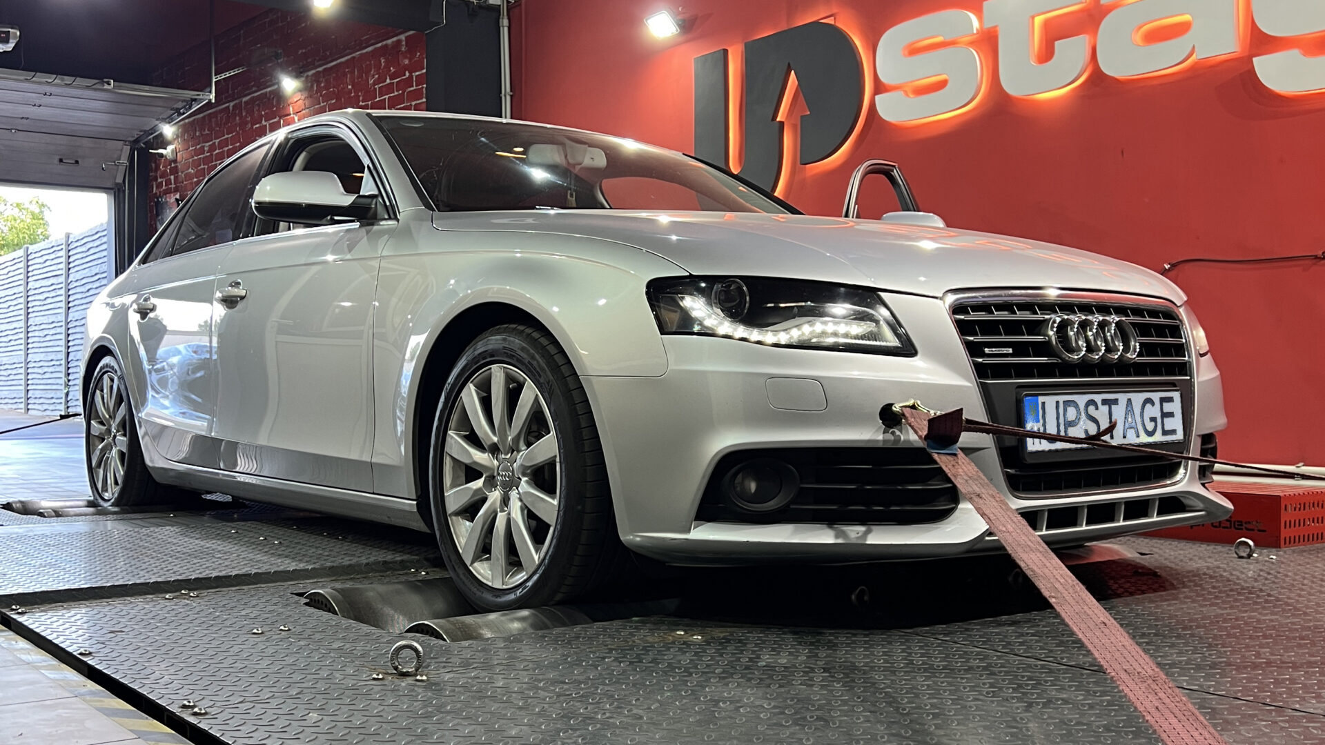 audi-a4-b8-mk1-1-8