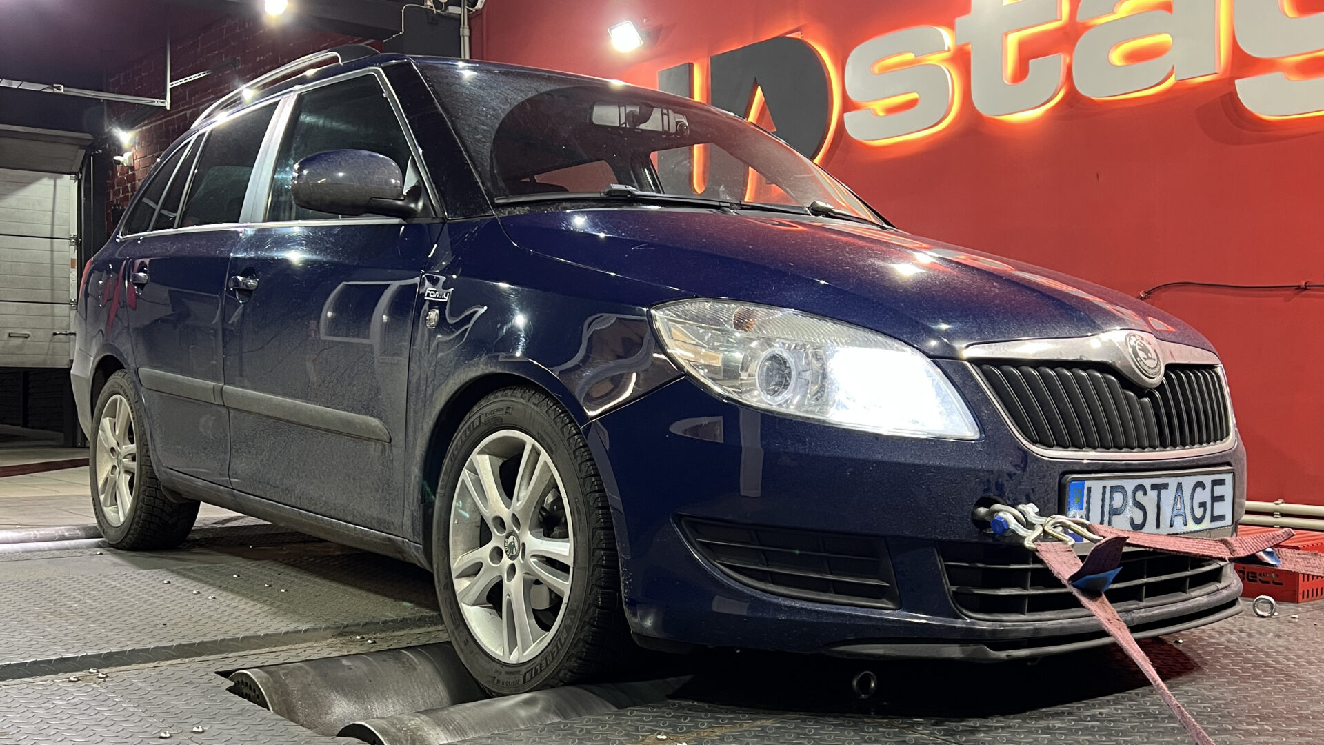 skoda-fabia-5j-12