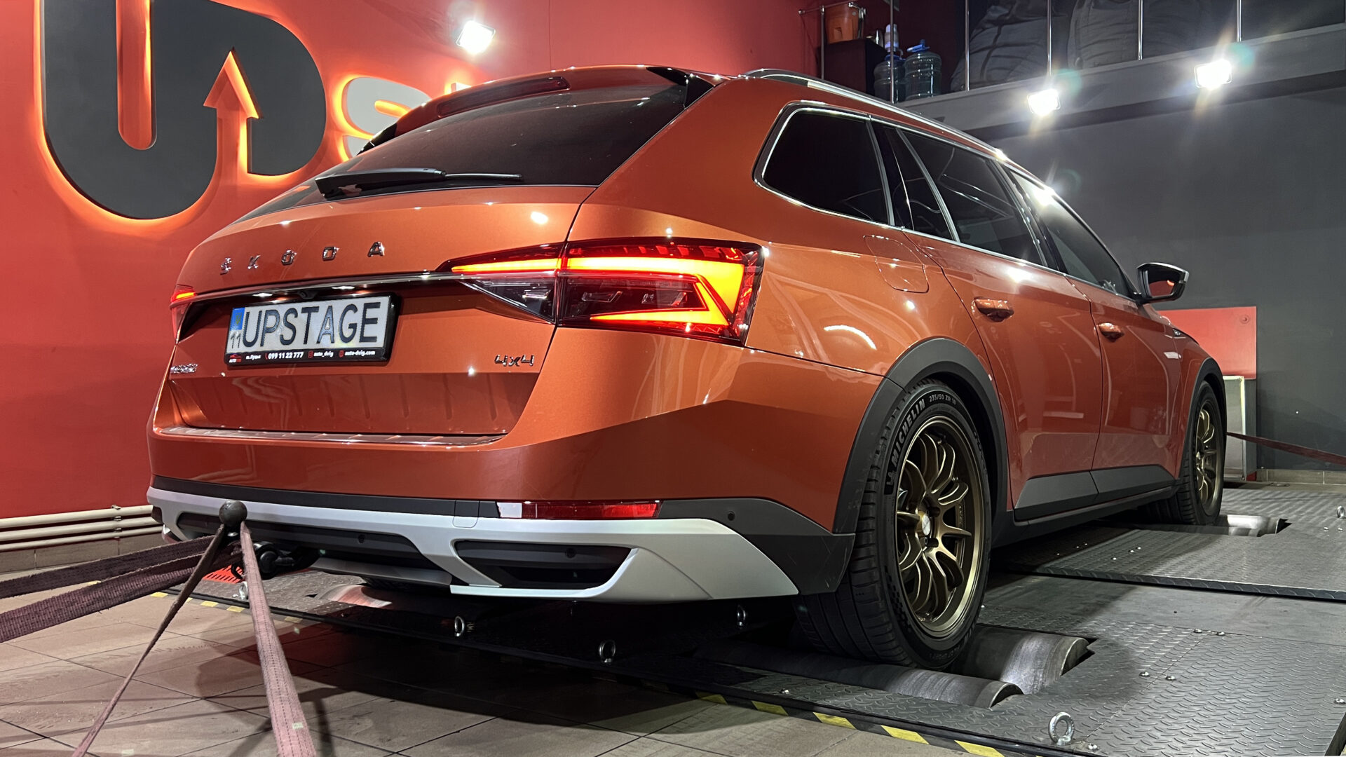 skoda-superb-3v-facelift-rear-1