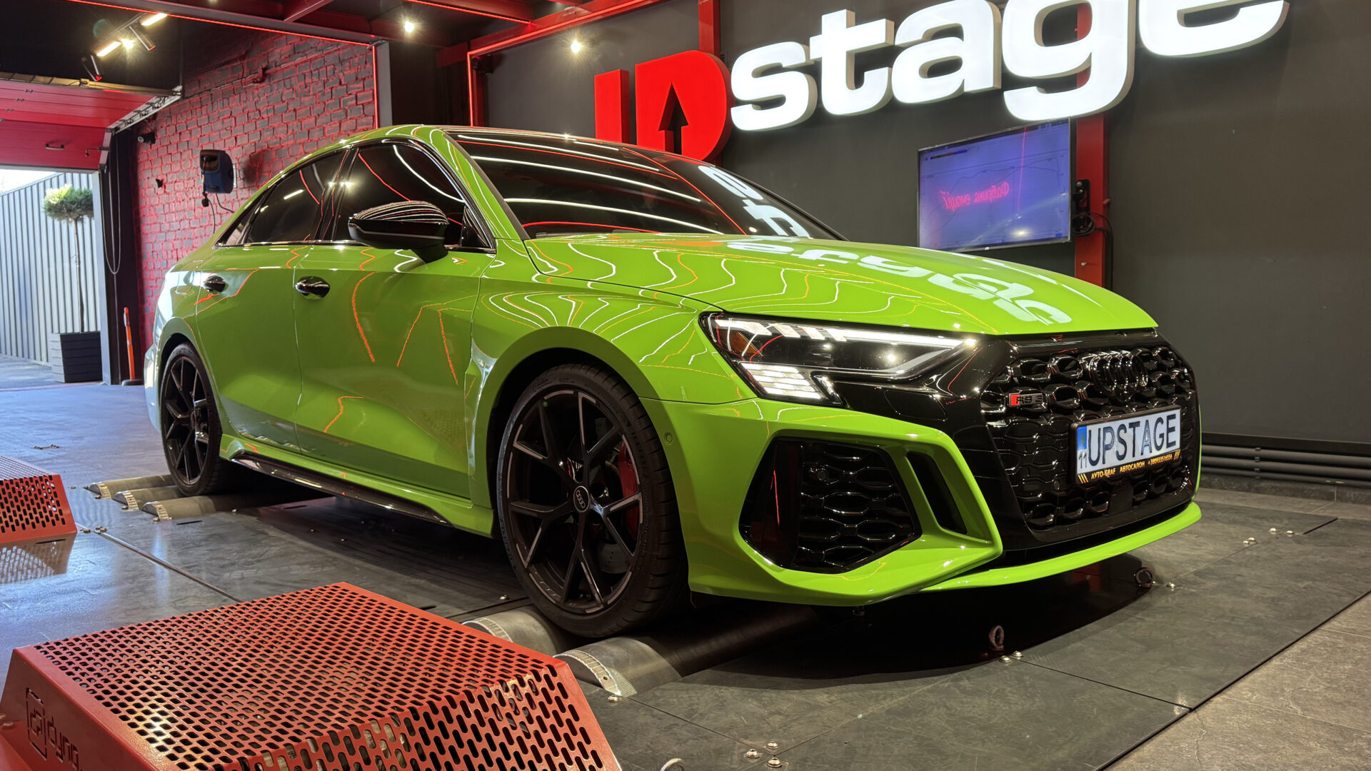 audi-rs3-8y-1