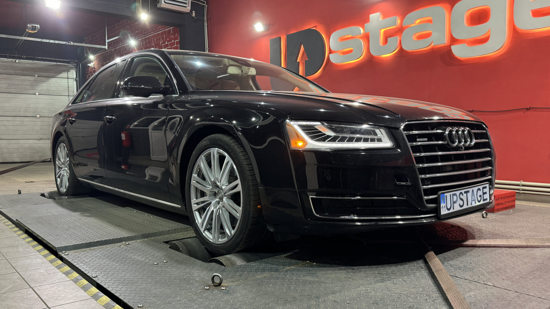 audi-a8-d4