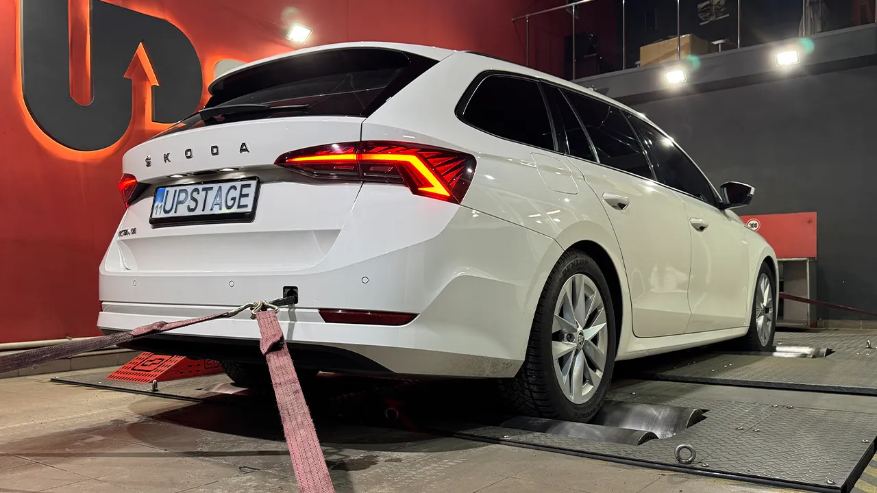 skoda-octavia-nx-8